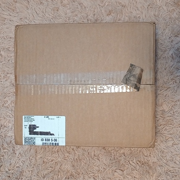 Bratz X Mean Girls Spring Fling Collector Doll - Janis - Picture 2 of 3